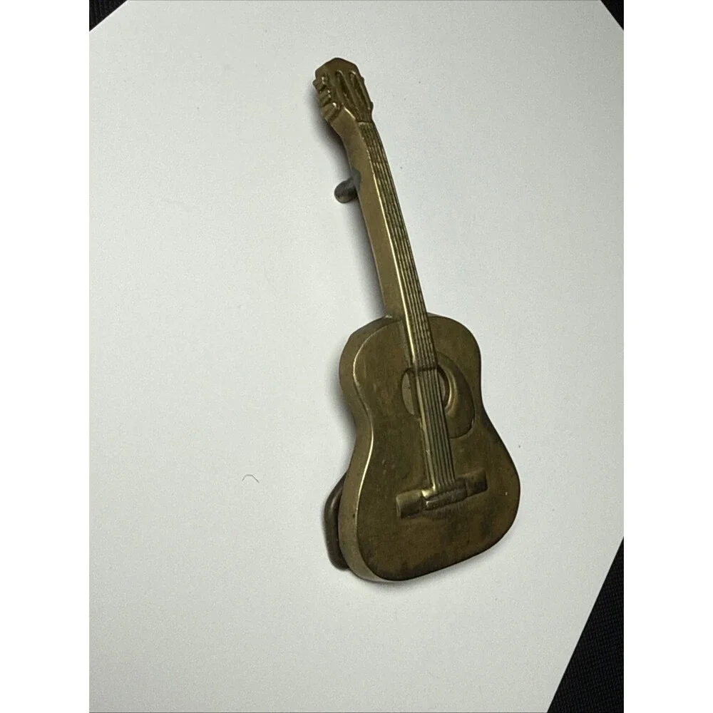 Vintage Acoustic Guitar Belt Buckle 1978 Solid Brass Baron BBB Model 6003